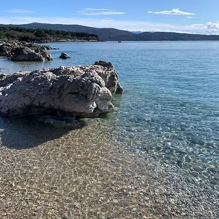 Lory Krk アパート